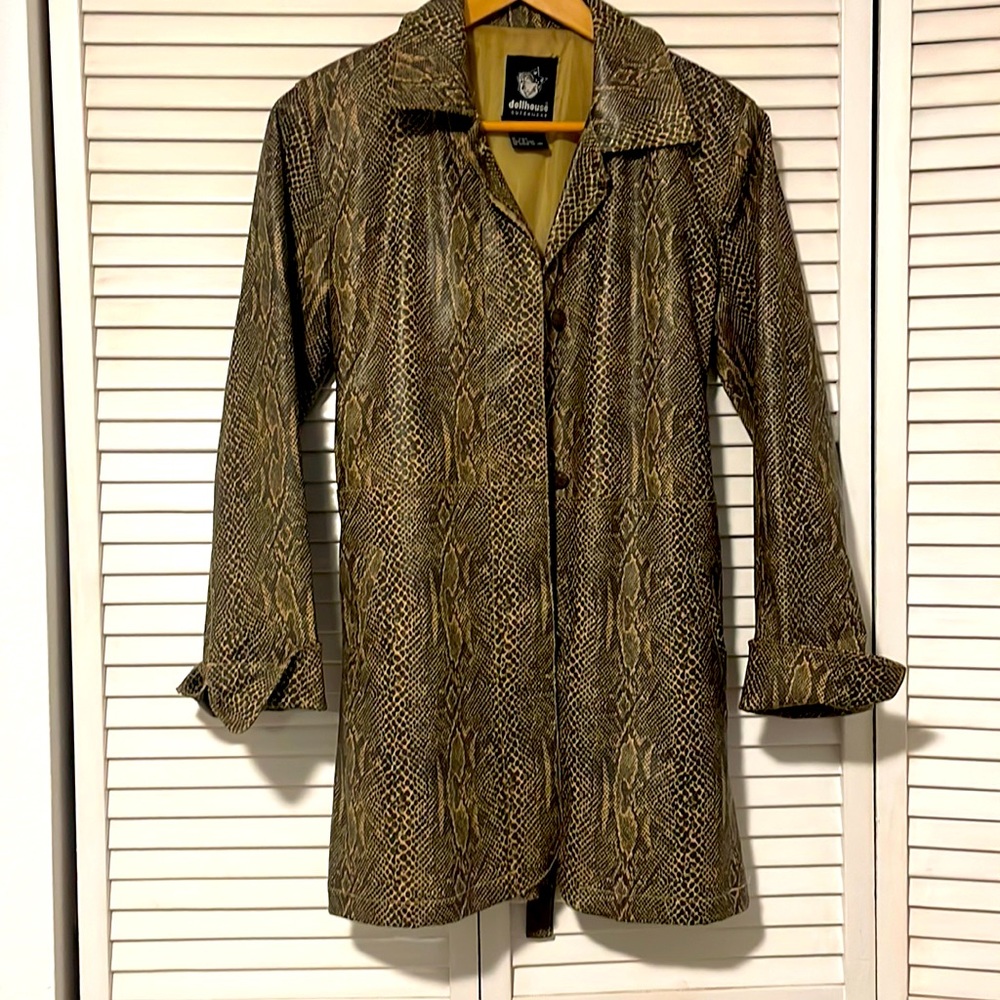 Dollhouse Outwear